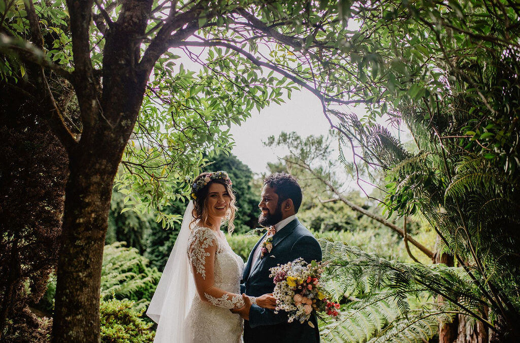 bmbg wedding close up shot